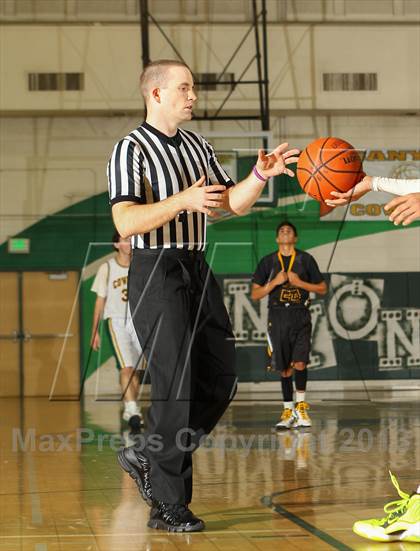 Thumbnail 1 in Newbury Park vs. Canyon (Canyon Classic) photogallery.