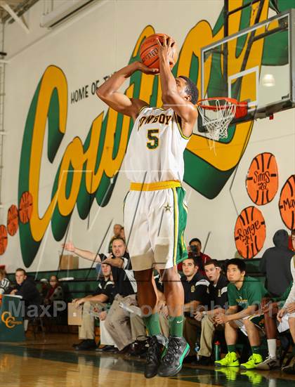 Thumbnail 3 in Newbury Park vs. Canyon (Canyon Classic) photogallery.