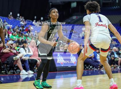 Thumbnail 2 in Veterans Memorial vs. Ellison (UIL 5A Basketball Semifinal) photogallery.