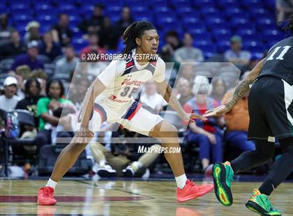 Thumbnail 2 in Veterans Memorial vs. Ellison (UIL 5A Basketball Semifinal) photogallery.