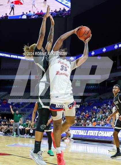Thumbnail 3 in Veterans Memorial vs. Ellison (UIL 5A Basketball Semifinal) photogallery.