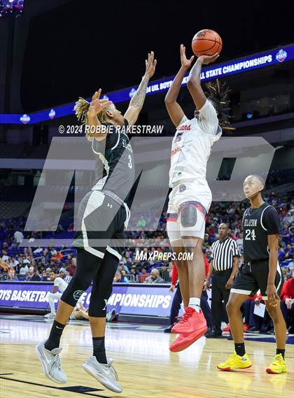 Thumbnail 3 in Veterans Memorial vs. Ellison (UIL 5A Basketball Semifinal) photogallery.