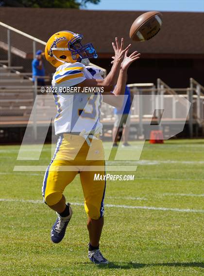 Thumbnail 1 in Kaiser @ Waimea (HHSAA Division 2 Round 1 Playoff) photogallery.
