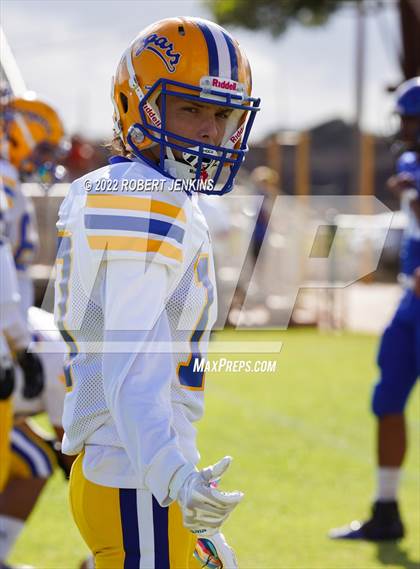 Thumbnail 2 in Kaiser @ Waimea (HHSAA Division 2 Round 1 Playoff) photogallery.
