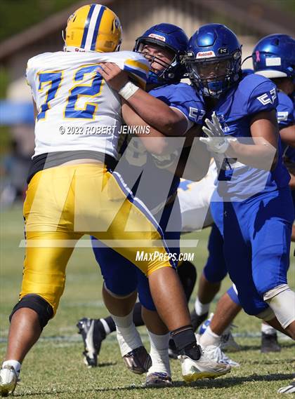 Thumbnail 1 in Kaiser @ Waimea (HHSAA Division 2 Round 1 Playoff) photogallery.