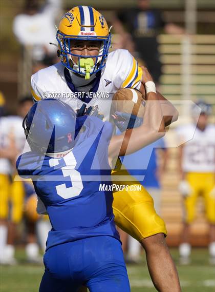 Thumbnail 1 in Kaiser @ Waimea (HHSAA Division 2 Round 1 Playoff) photogallery.