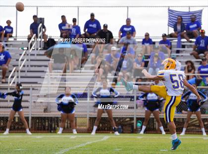 Thumbnail 3 in Kaiser @ Waimea (HHSAA Division 2 Round 1 Playoff) photogallery.