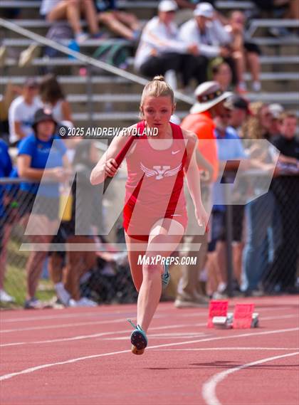 Thumbnail 1 in CHSAA State Championships (4 x 100m Finals) photogallery.