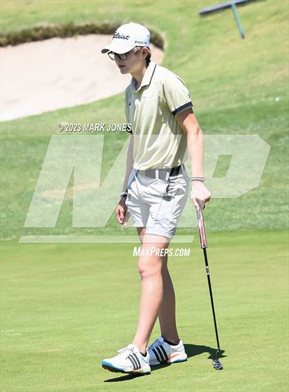 Thumbnail 1 in AIA Division III State Championship  photogallery.