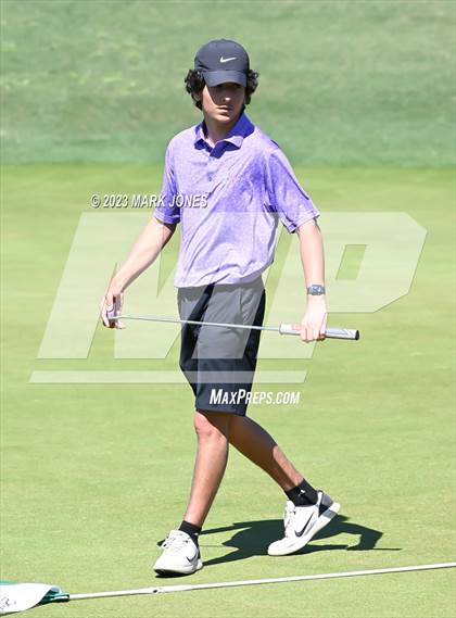 Thumbnail 3 in AIA Division III State Championship  photogallery.