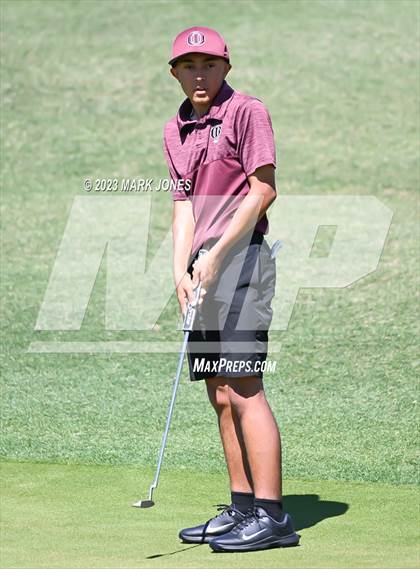 Thumbnail 2 in AIA Division III State Championship  photogallery.