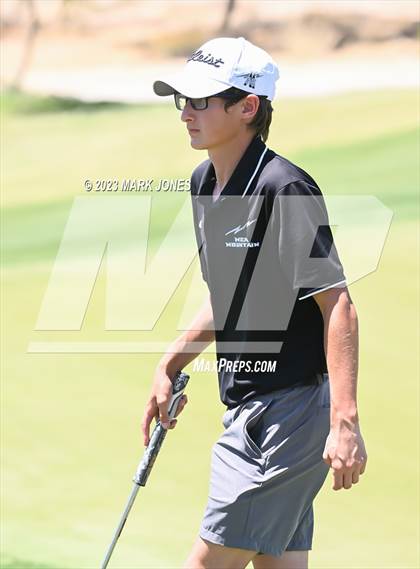 Thumbnail 2 in AIA Division III State Championship  photogallery.