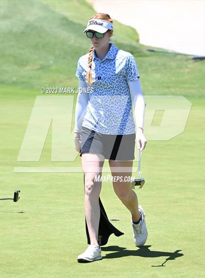 Thumbnail 1 in AIA Division III State Championship  photogallery.