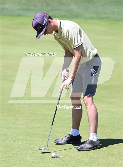 Thumbnail 2 in AIA Division III State Championship  photogallery.