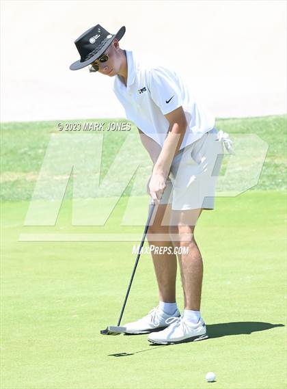 Thumbnail 2 in AIA Division III State Championship  photogallery.