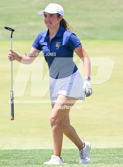Thumbnail 1 in AIA Division III State Championship  photogallery.