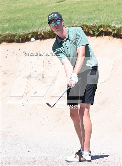 Thumbnail 3 in AIA Division III State Championship  photogallery.