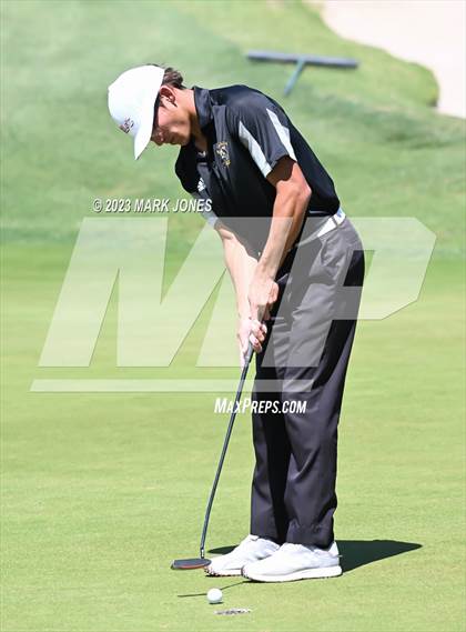 Thumbnail 3 in AIA Division III State Championship  photogallery.