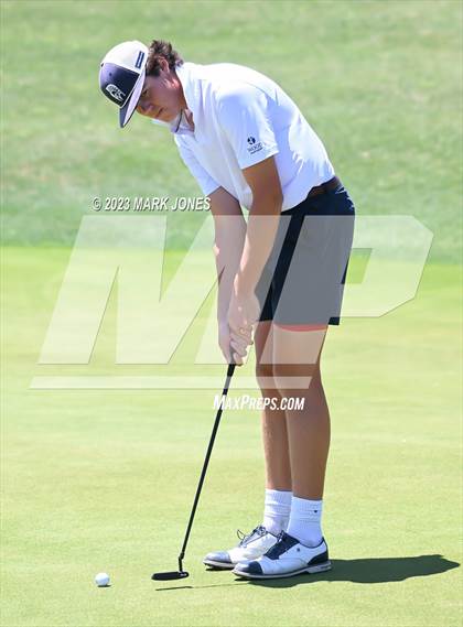 Thumbnail 3 in AIA Division III State Championship  photogallery.