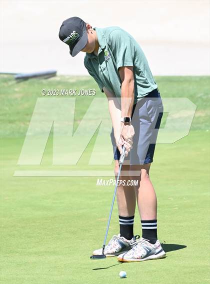 Thumbnail 3 in AIA Division III State Championship  photogallery.