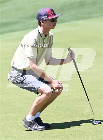 Thumbnail 3 in AIA Division III State Championship  photogallery.