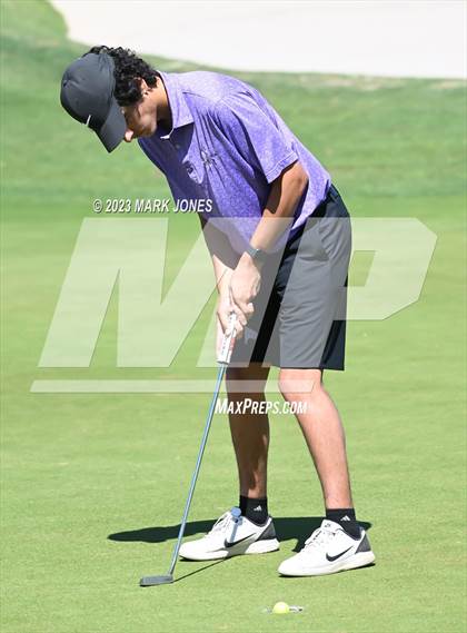 Thumbnail 2 in AIA Division III State Championship  photogallery.
