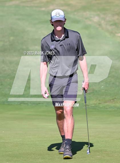Thumbnail 2 in AIA Division III State Championship  photogallery.