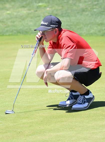 Thumbnail 2 in AIA Division III State Championship  photogallery.