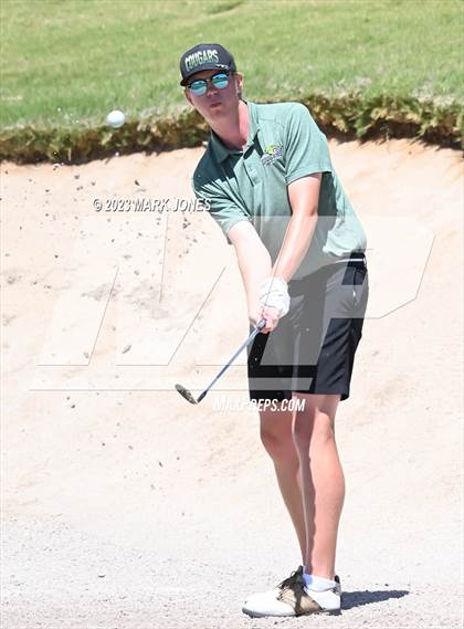 Thumbnail 1 in AIA Division III State Championship  photogallery.