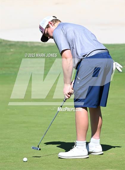 Thumbnail 1 in AIA Division III State Championship  photogallery.
