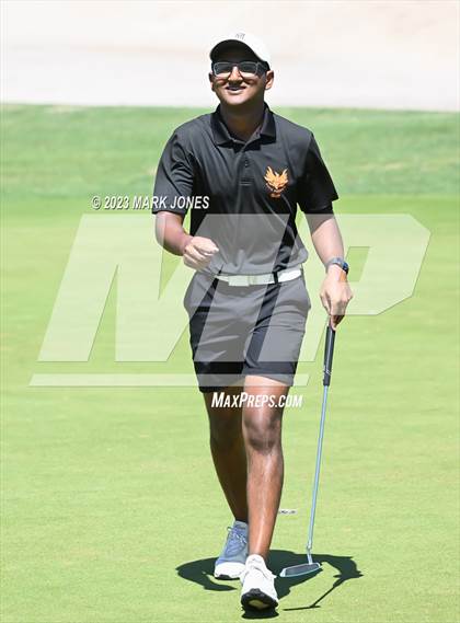 Thumbnail 2 in AIA Division III State Championship  photogallery.
