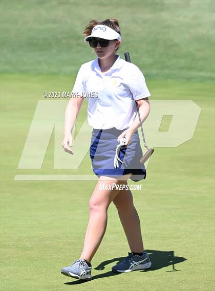 Thumbnail 1 in AIA Division III State Championship  photogallery.