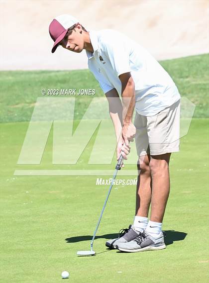 Thumbnail 3 in AIA Division III State Championship  photogallery.