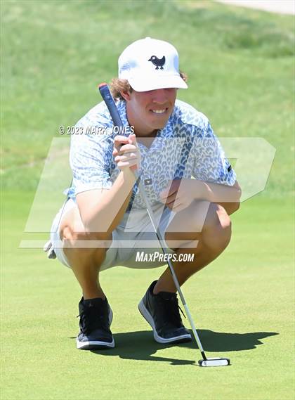 Thumbnail 3 in AIA Division III State Championship  photogallery.