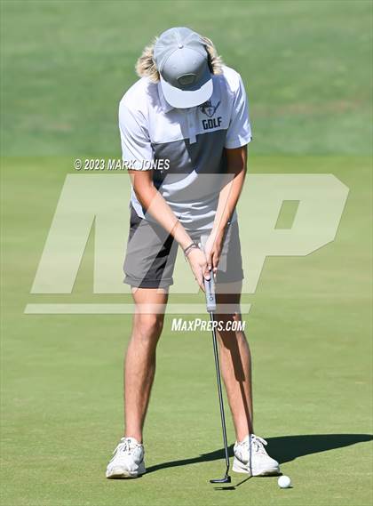 Thumbnail 1 in AIA Division III State Championship  photogallery.
