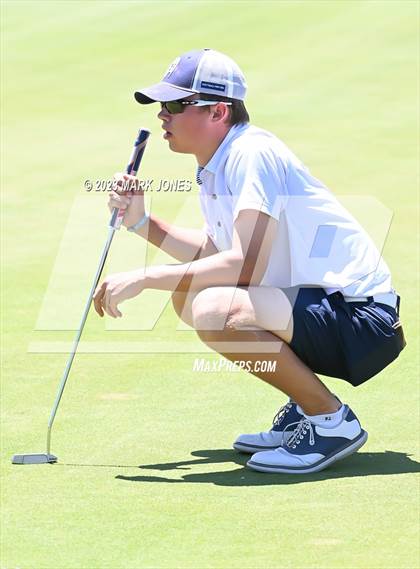 Thumbnail 3 in AIA Division III State Championship  photogallery.