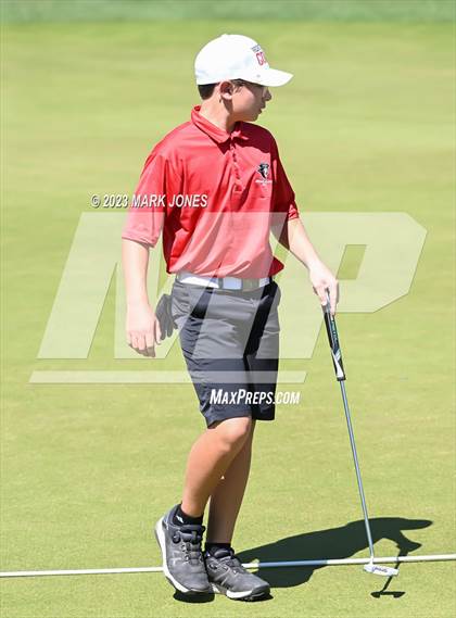 Thumbnail 3 in AIA Division III State Championship  photogallery.