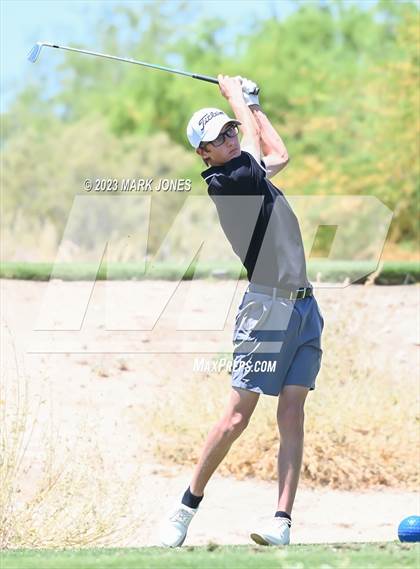Thumbnail 2 in AIA Division III State Championship  photogallery.