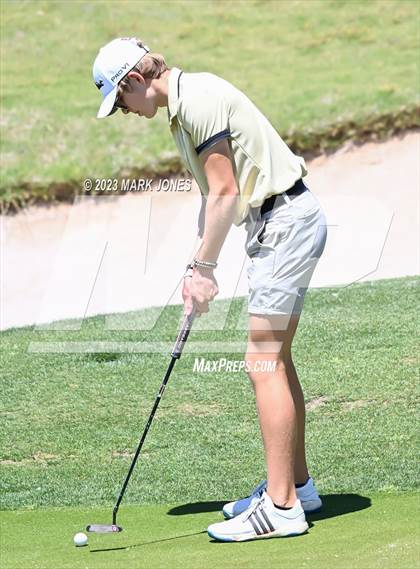 Thumbnail 3 in AIA Division III State Championship  photogallery.