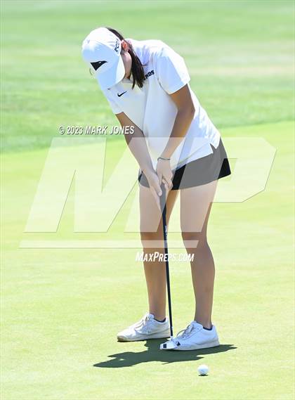 Thumbnail 2 in AIA Division III State Championship  photogallery.