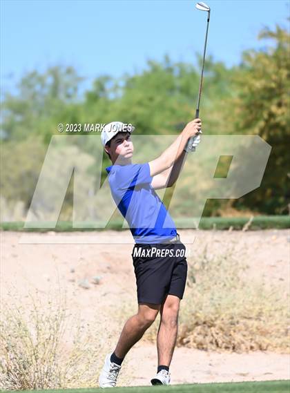 Thumbnail 3 in AIA Division III State Championship  photogallery.
