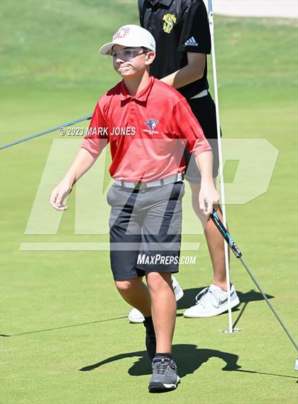 Thumbnail 1 in AIA Division III State Championship  photogallery.