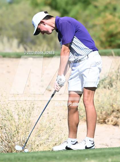 Thumbnail 3 in AIA Division III State Championship  photogallery.