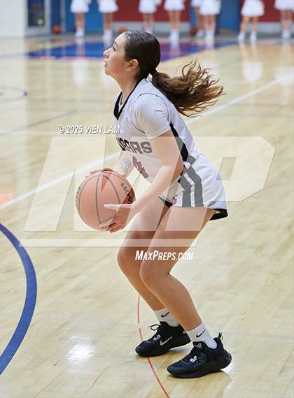 Thumbnail 1 in Las Lomas @ Campolindo photogallery.