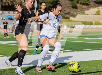Thumbnail 2 in Santa Margarita vs. Oaks Christian (CIF-SS Open Div Semi Final) photogallery.