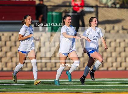 Thumbnail 2 in Santa Margarita vs. Oaks Christian (CIF-SS Open Div Semi Final) photogallery.