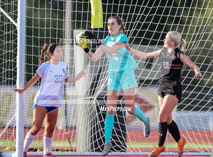 Thumbnail 3 in Santa Margarita vs. Oaks Christian (CIF-SS Open Div Semi Final) photogallery.