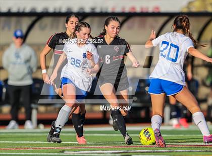 Thumbnail 2 in Santa Margarita vs. Oaks Christian (CIF-SS Open Div Semi Final) photogallery.