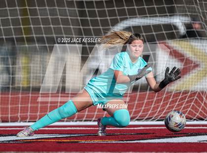 Thumbnail 3 in Santa Margarita vs. Oaks Christian (CIF-SS Open Div Semi Final) photogallery.