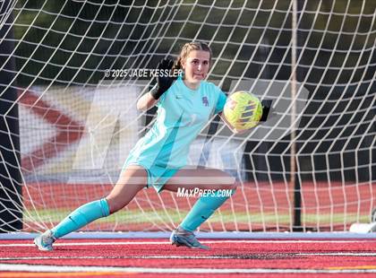 Thumbnail 3 in Santa Margarita vs. Oaks Christian (CIF-SS Open Div Semi Final) photogallery.